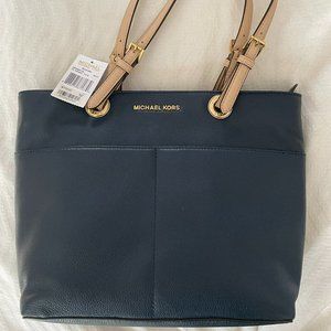 New Navy Michael Kors Purse